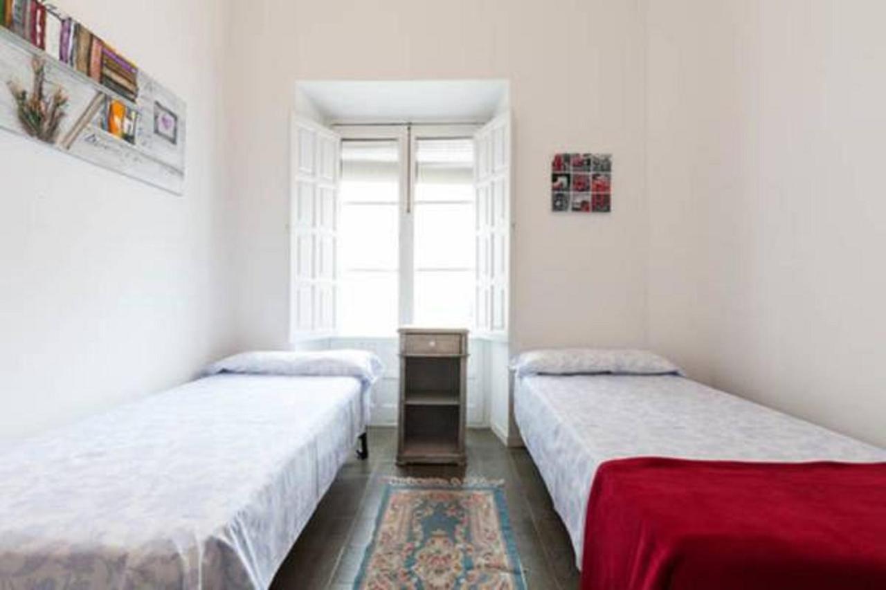 Apartamentos Rg Arenal Sevilla Zimmer foto