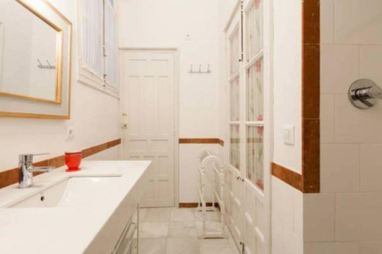 Apartamentos Rg Arenal Sevilla Zimmer foto